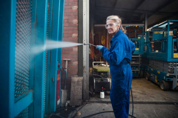 Garage Pressure Washing in Sutherlin, OR