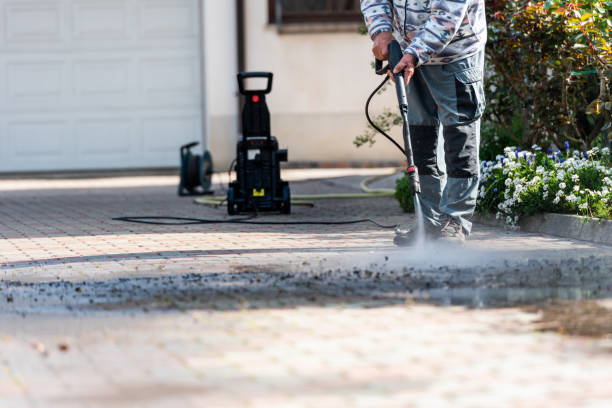 Why Choose Our Certified Pressure Washing Experts for Your Project Needs in Sutherlin, OR?